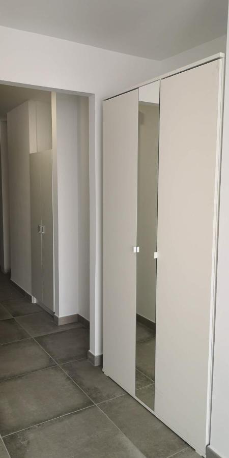 Apartment Studio, 4 Og, Seitlicher Meerblick, Im Herzen Von Playa Del Ingles, Gran Canaria *