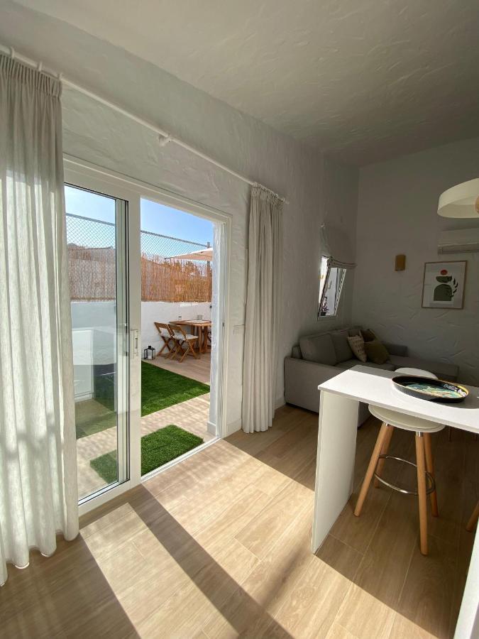 Renovated Private Apartment