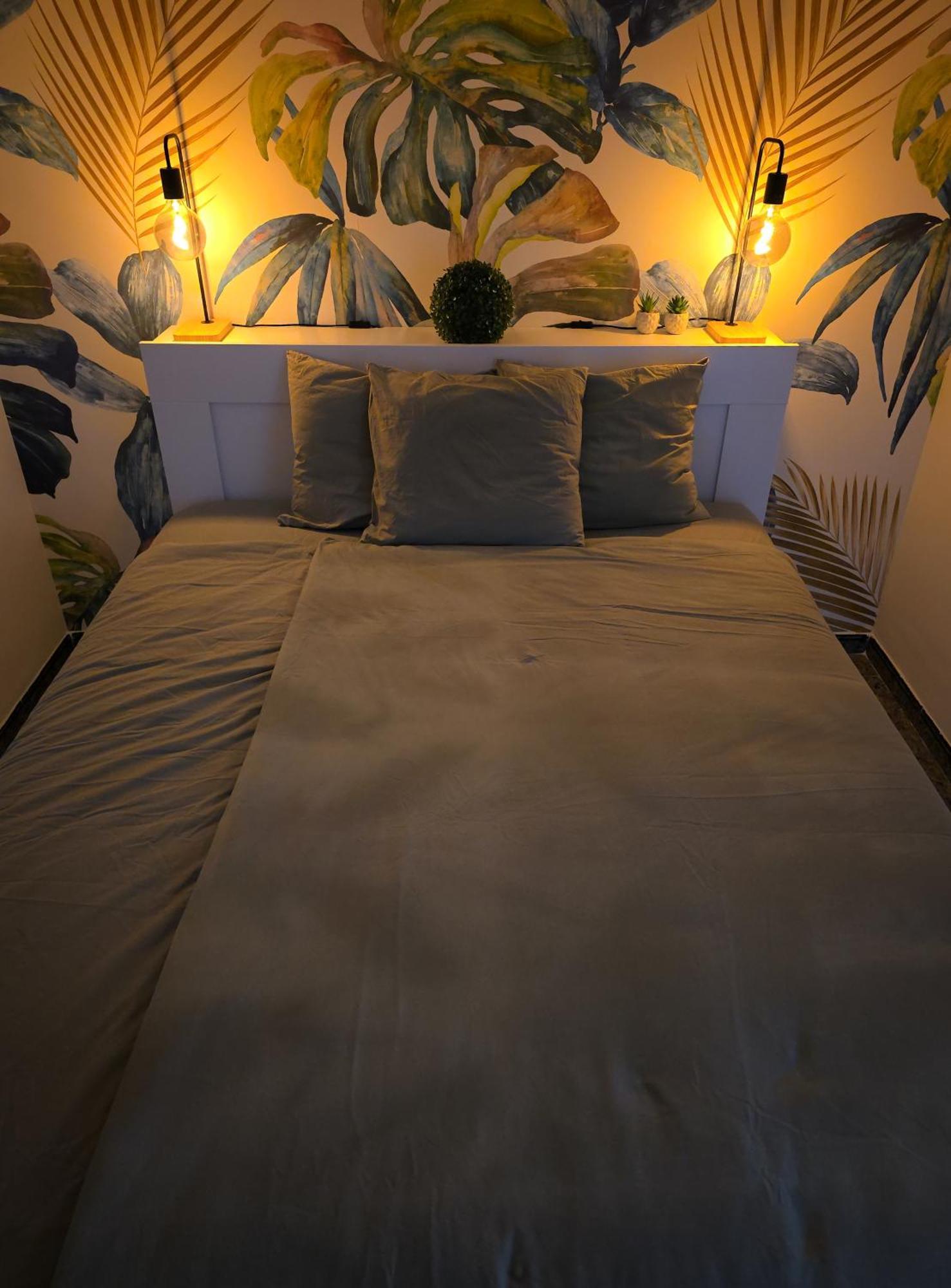 Olas Palmeras Apartment *