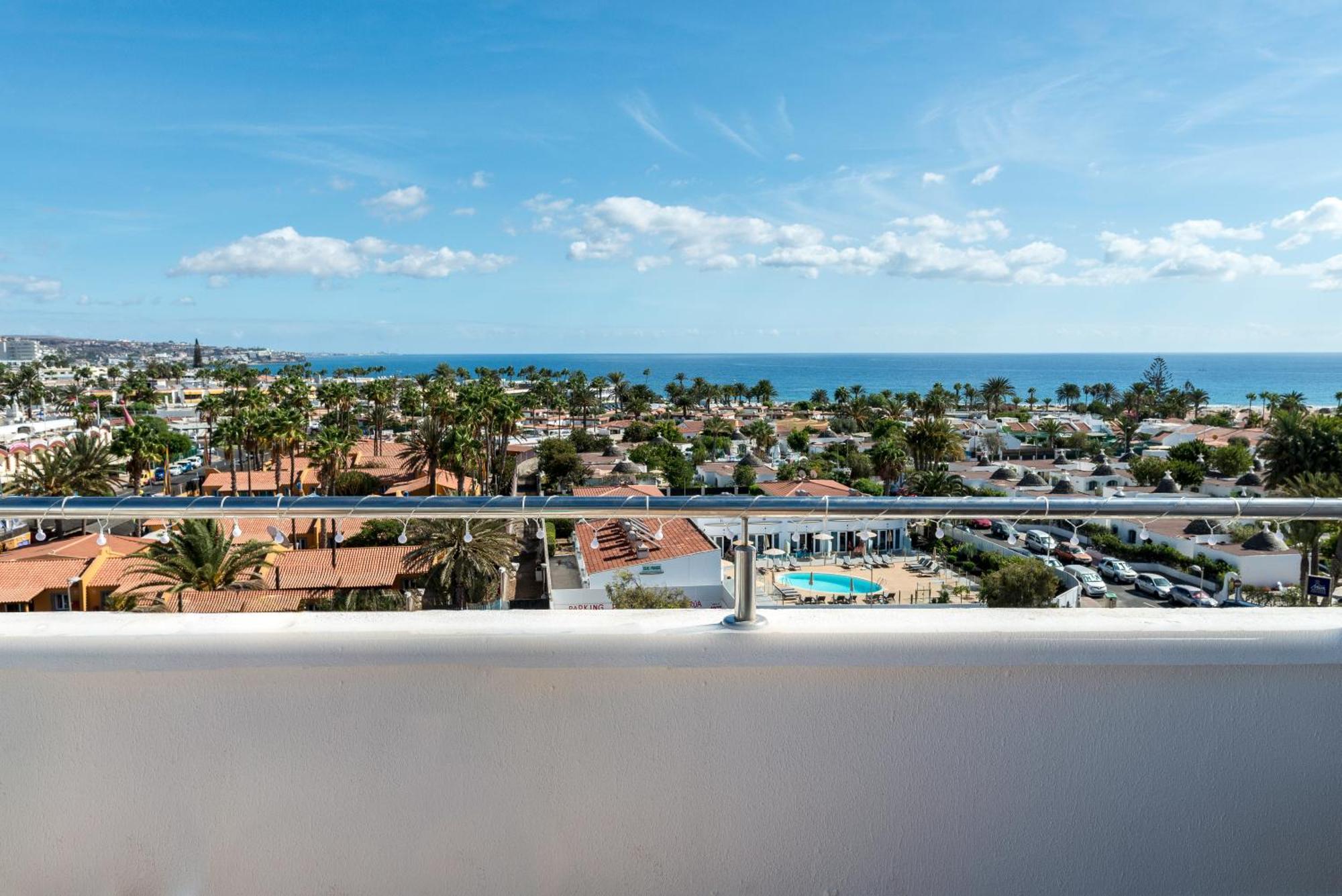 Casa Lex I Ocean & Sunrise Panorama I Steps From Dunes And I Private 50 Sqm Terrace I Pool Apartment *