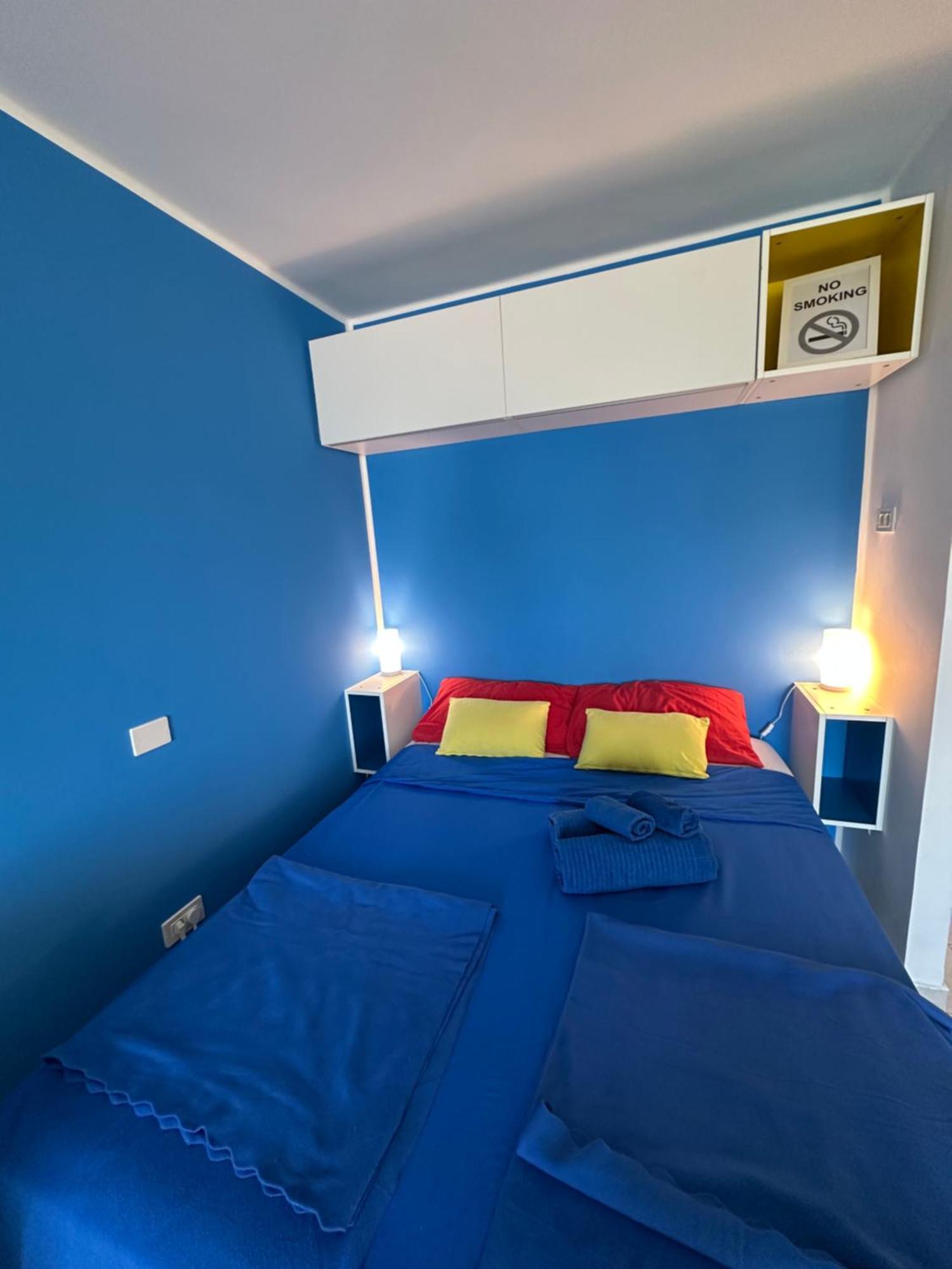 Estudio Mondrian Apartahotel
