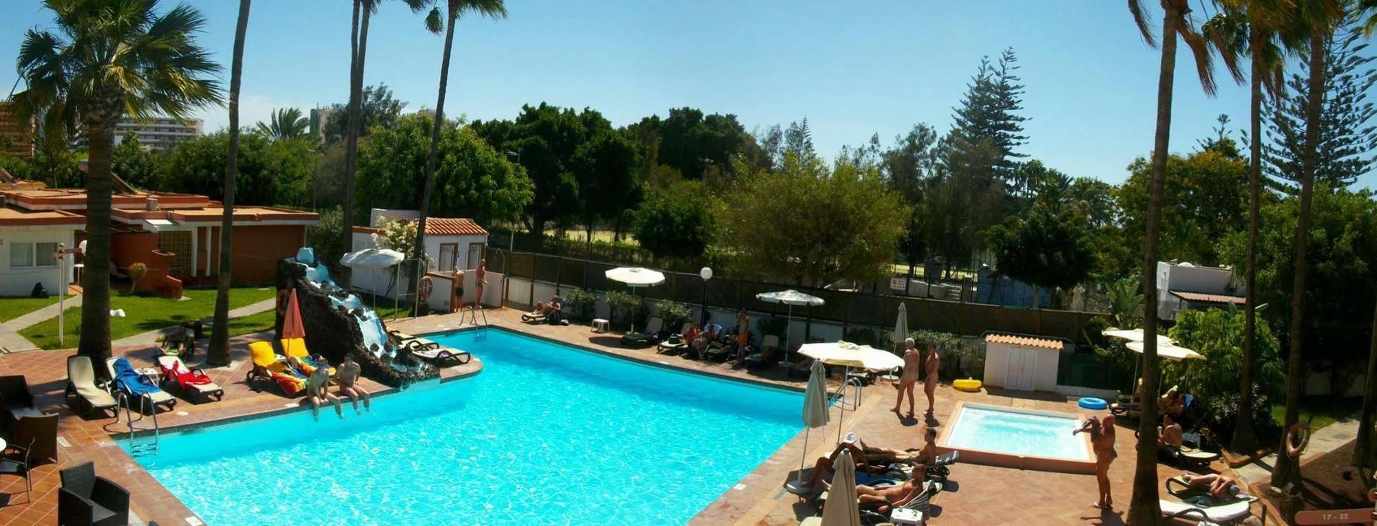 Gay Bungalows Los Tucanes Hotel