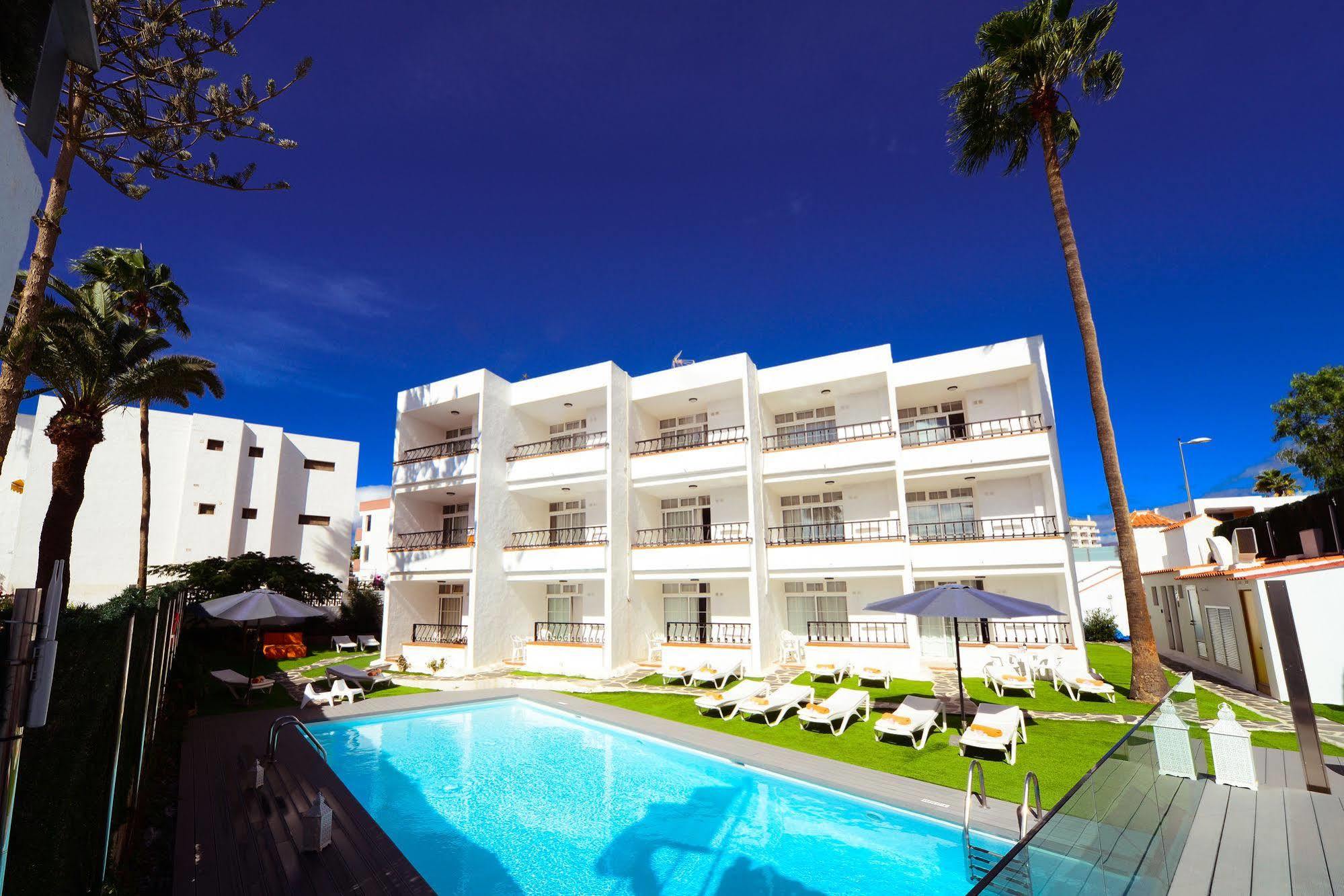 Hotel Atlantic Sun - Gay Men Only