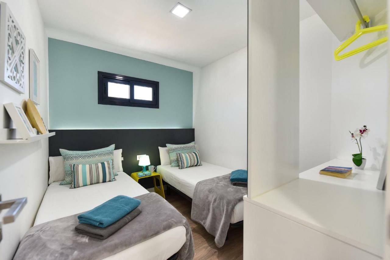 Cozy For 6 In Gd04 By Villagrancanaria *