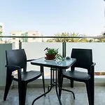 Trendy, Very Well Located Apartment