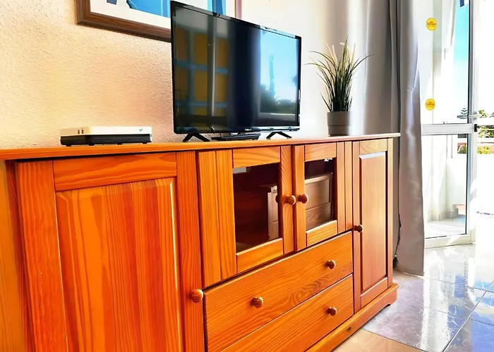Seaview Friendly Holiday Home 6