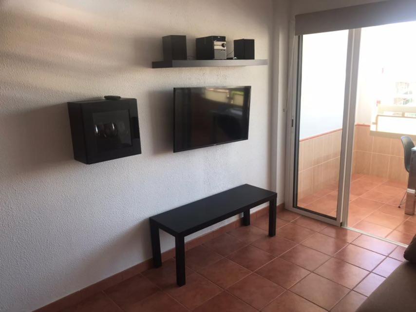 Apartment 5 Min Walk From Yumbo 310