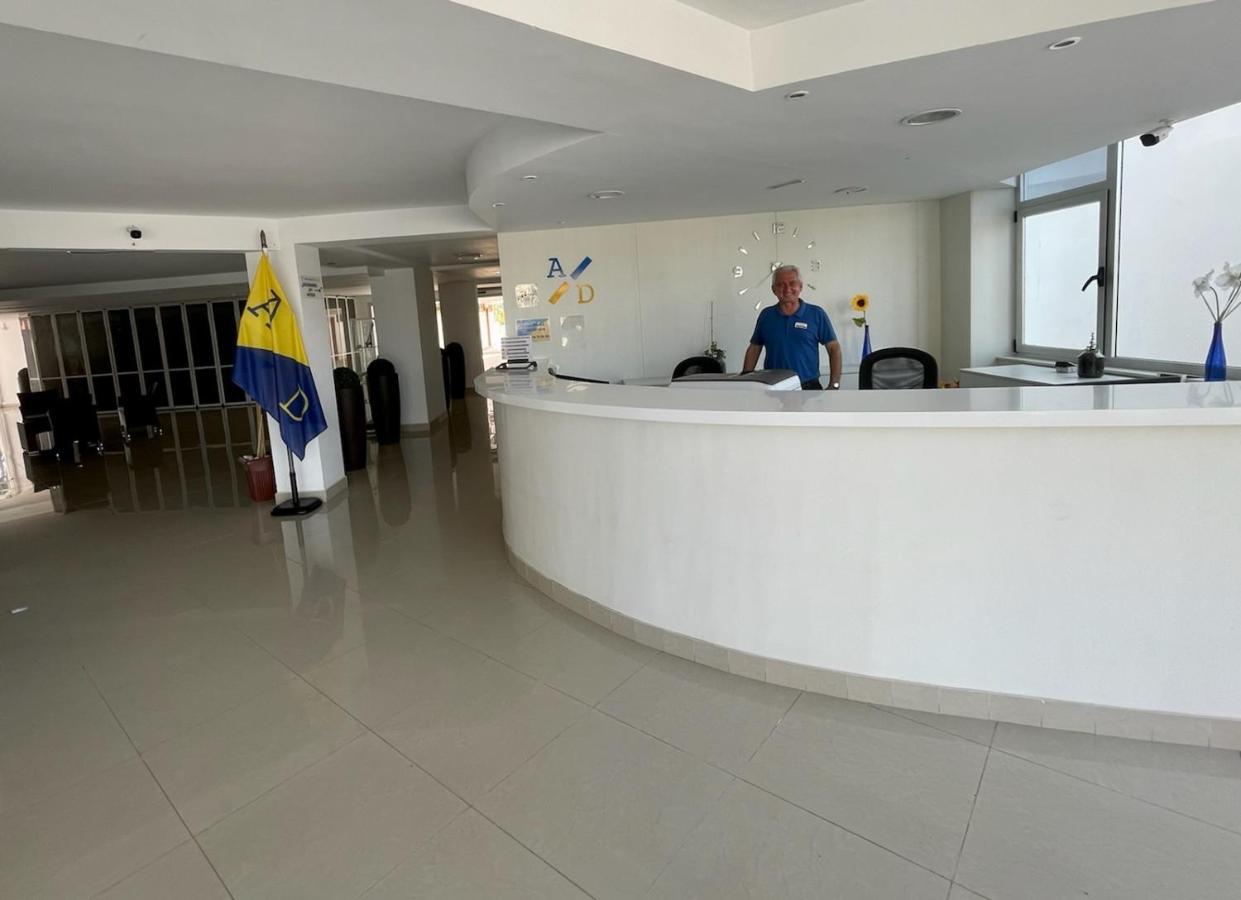 Apto Dowtown Vistas Piscina Y Cerca Playa Apartamento