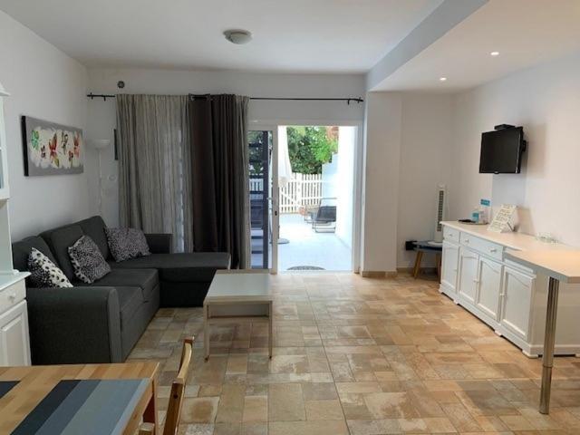 Direkt Am Strand Chalet Apartamento *