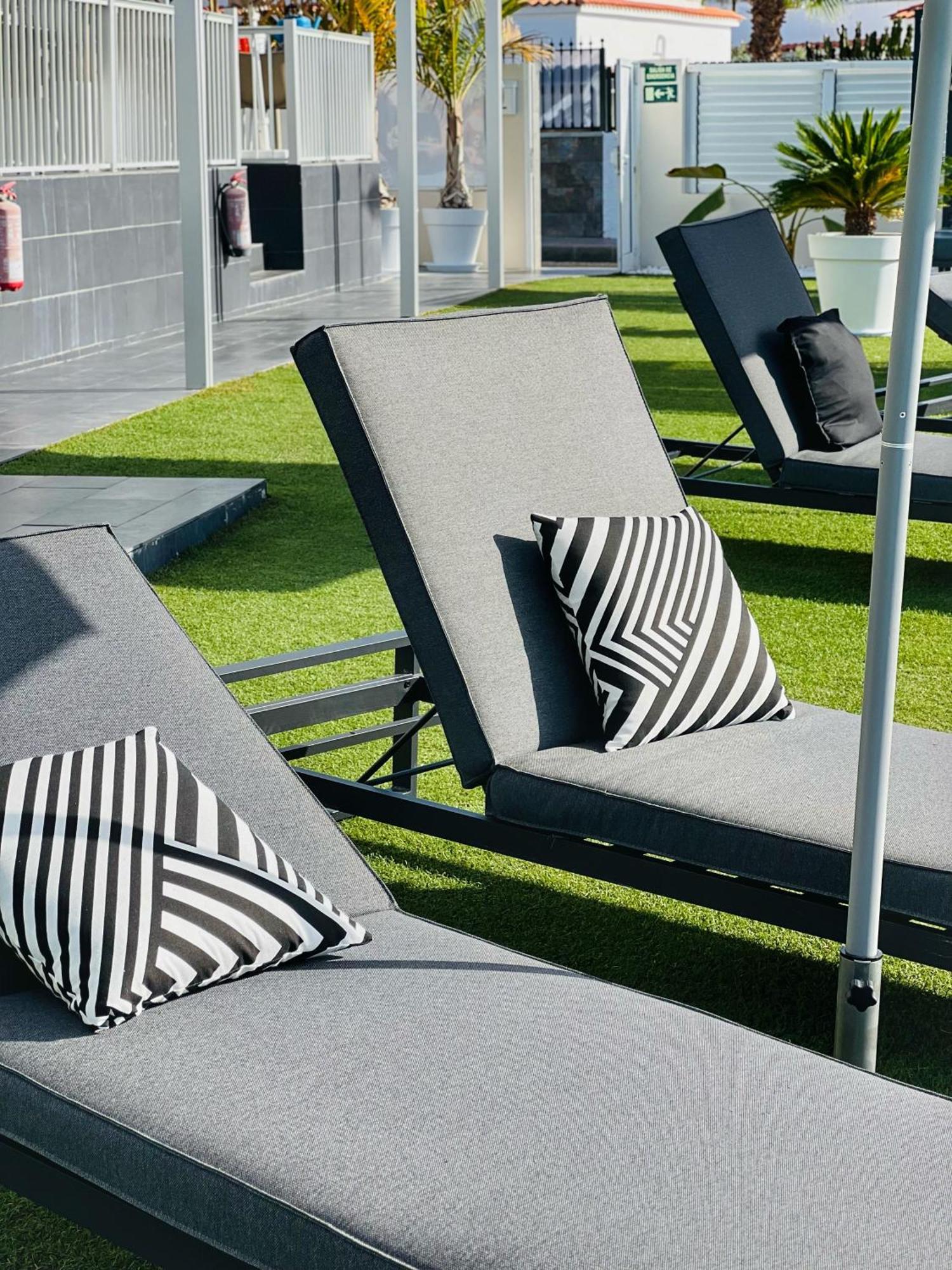 Tajinaste Beach Gay Men Only Apartment Playa del Ingles (Gran Canaria)