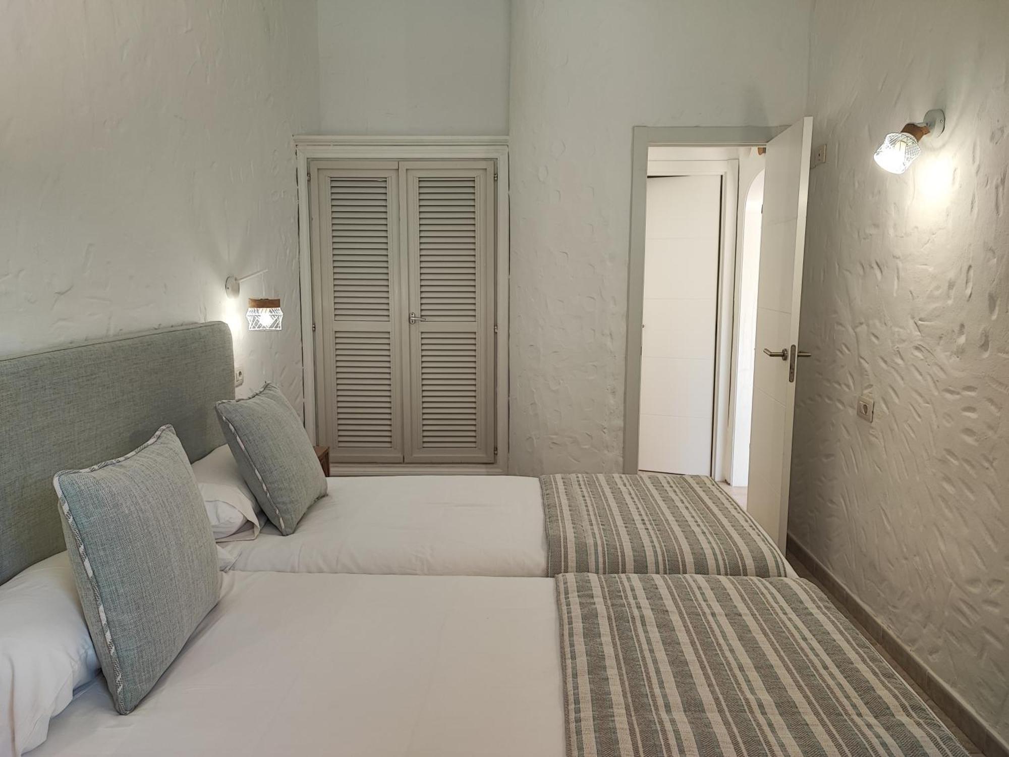 Con Jardin Privado Junto Al Yumbo Apartment