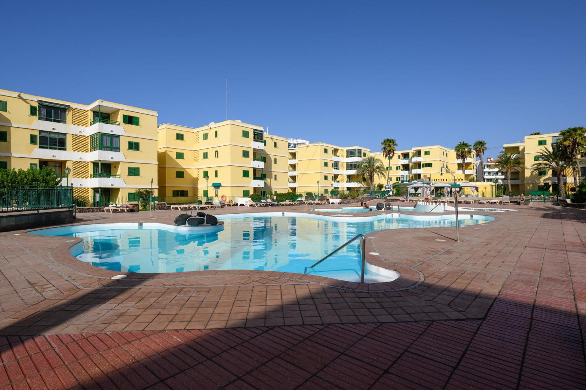 Sol Y Olas Apartment *