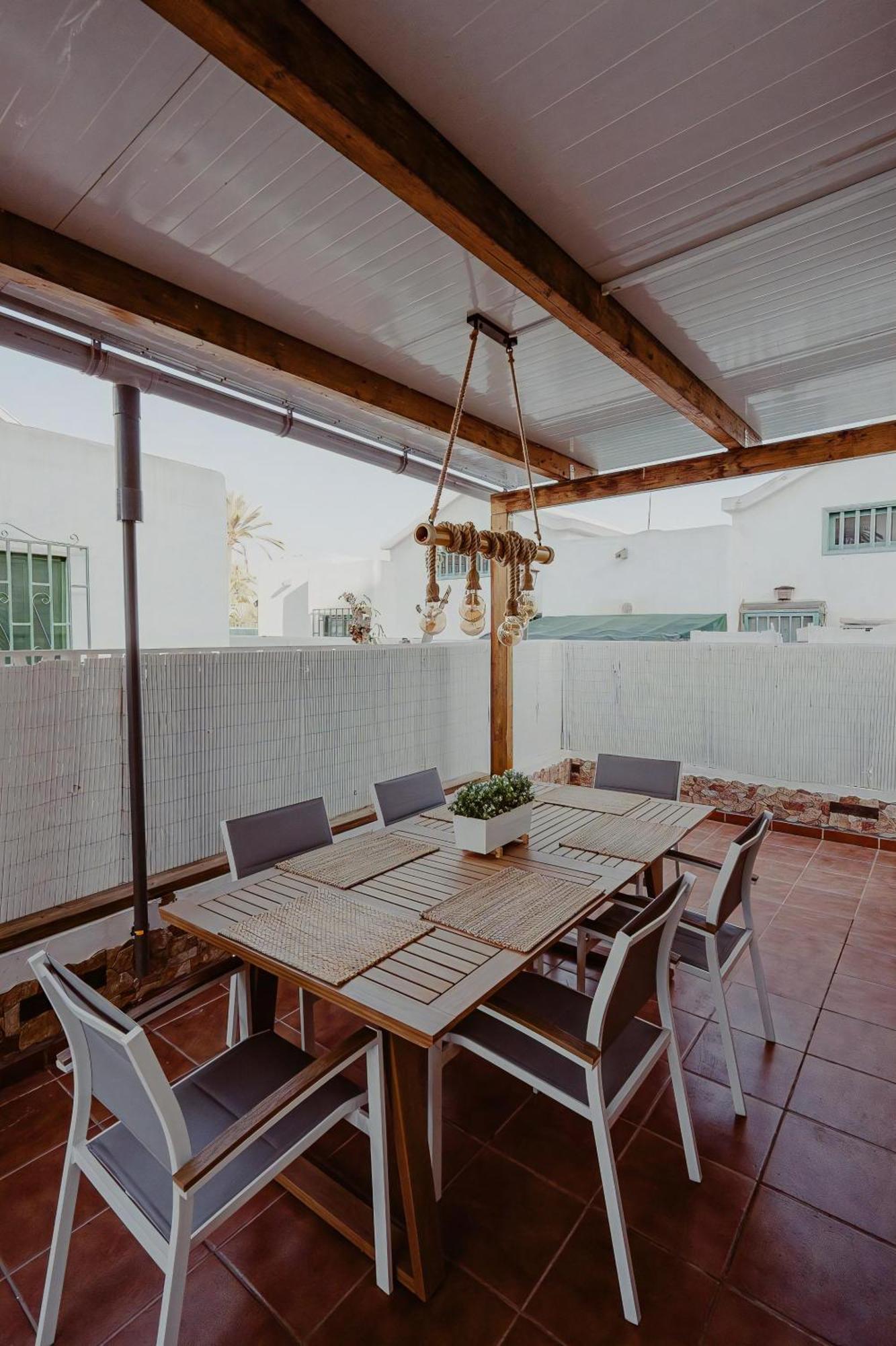 Ferienbungalow Mit Grill, Garten Und Terrasse