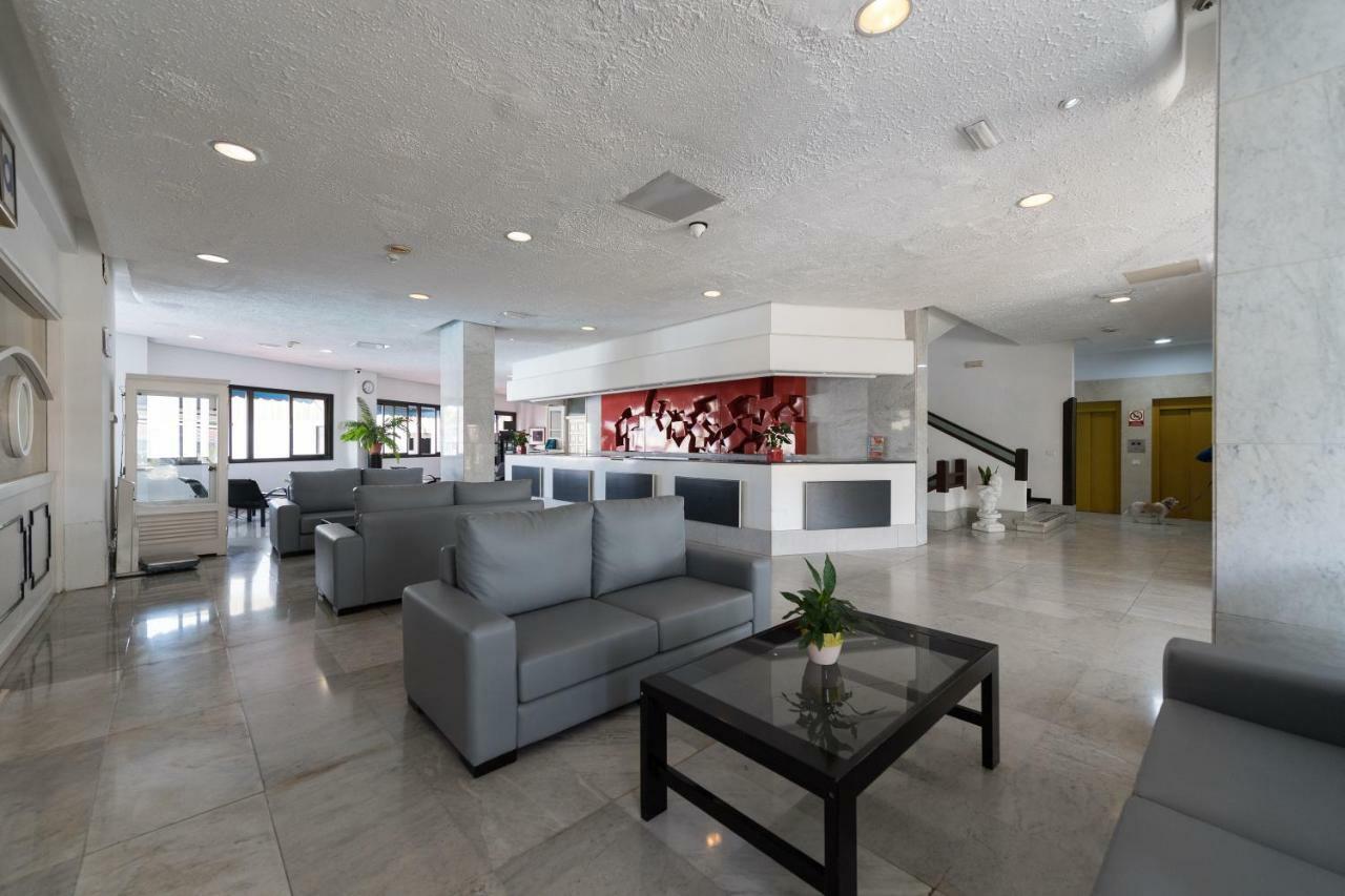 Karma Apartment *