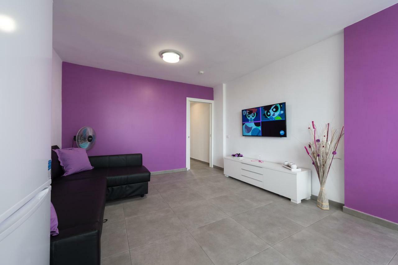 Karma Apartment *